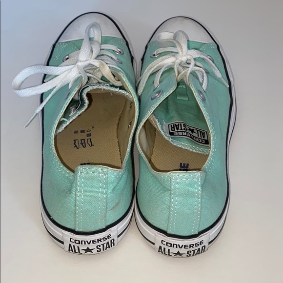 Converse - Picture 2 of 3